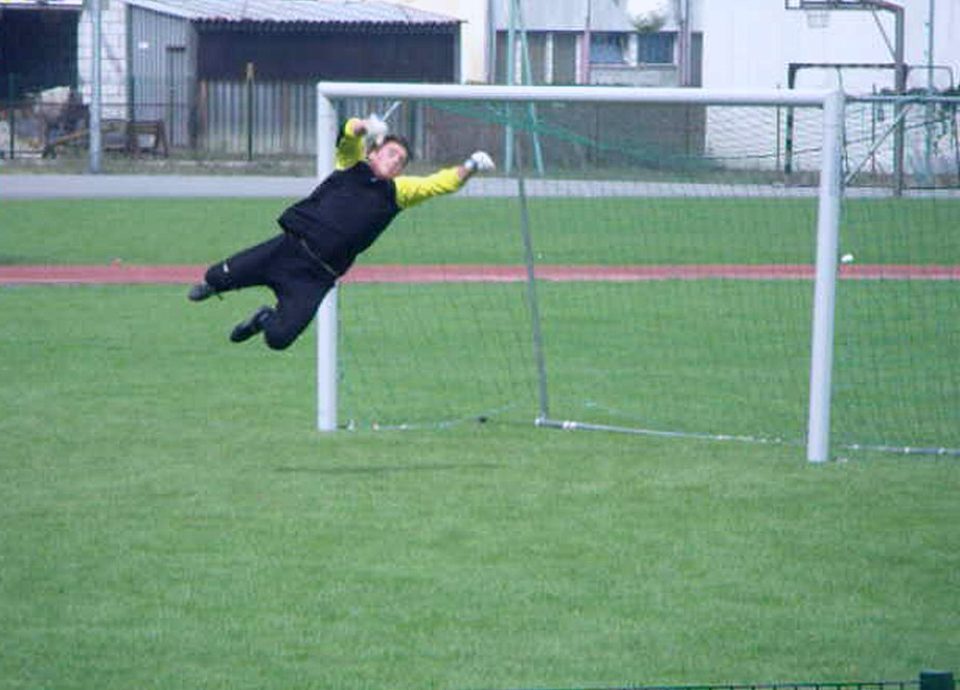 意甲战报:乌迪内斯 0-1 卡利亚里